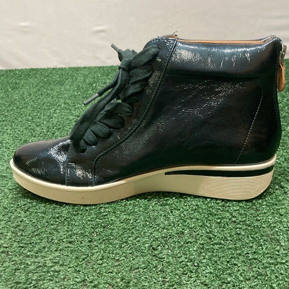 New Kenneth Cole Gentle Souls high top sneakers women’s size 7.5 (OKPM-07-096) - Picture 6 of 10